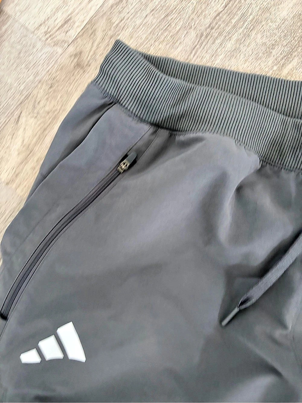 adidas Train Essentials Training Woven Pants Mens M Grey Active Work Out Jogger - Picture 5 of 8